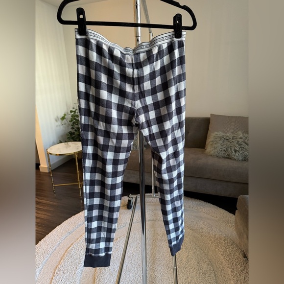 Victoria's Secret Plaid Pajamas Long Sleeve Long Pants Size Medium or Small - Picture 7 of 16
